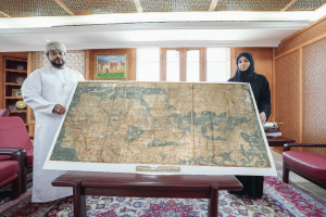 فريق عمانى ينجح فى ترميم خريطة صورة الأرض.. رسمها الشريف الإدريسى قبل قرون