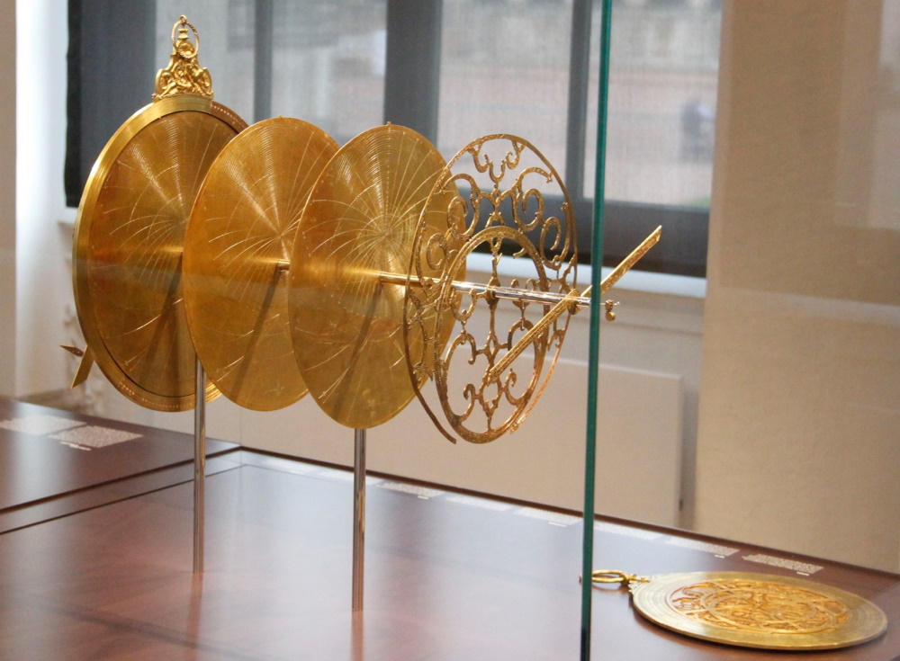 Early Astrolabes